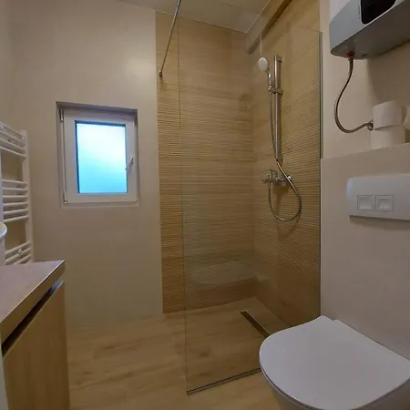 Snjezna Carolija Lux