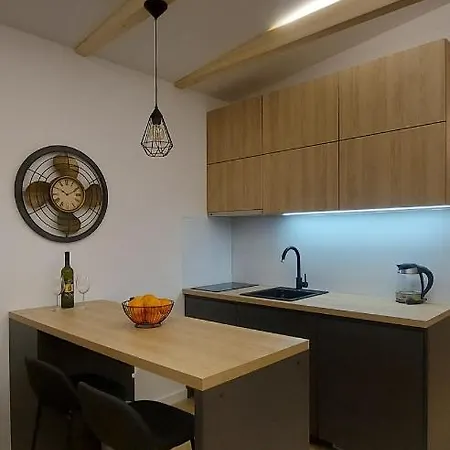 Snjezna Carolija Lux *
